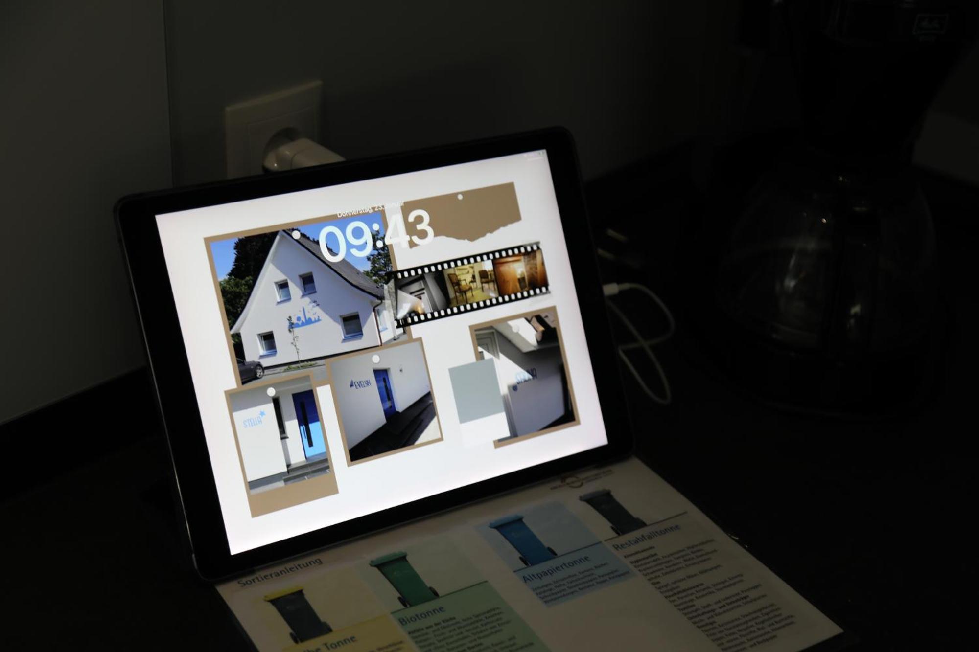 Eine Sehr Gemuetliche Dachgeschoss Ferienwohnung Ihlow  Esterno foto